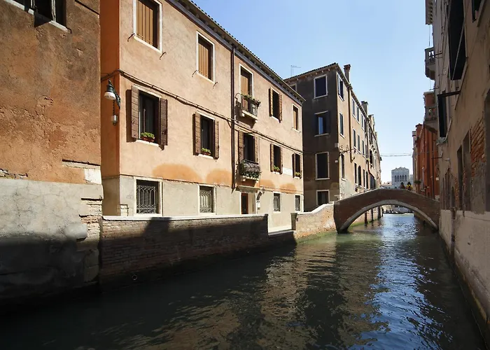 Bed and Breakfast Casa Del Melograno Venezia